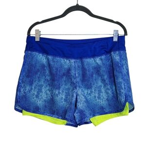 Danskin Running Shorts Women's Size Xs Black in a... - Depop